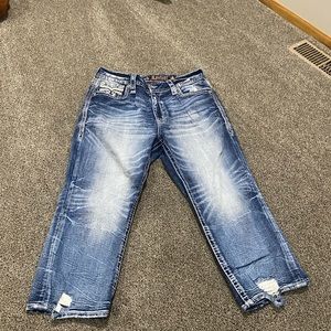 Women’s Rock Revival Easy Crop